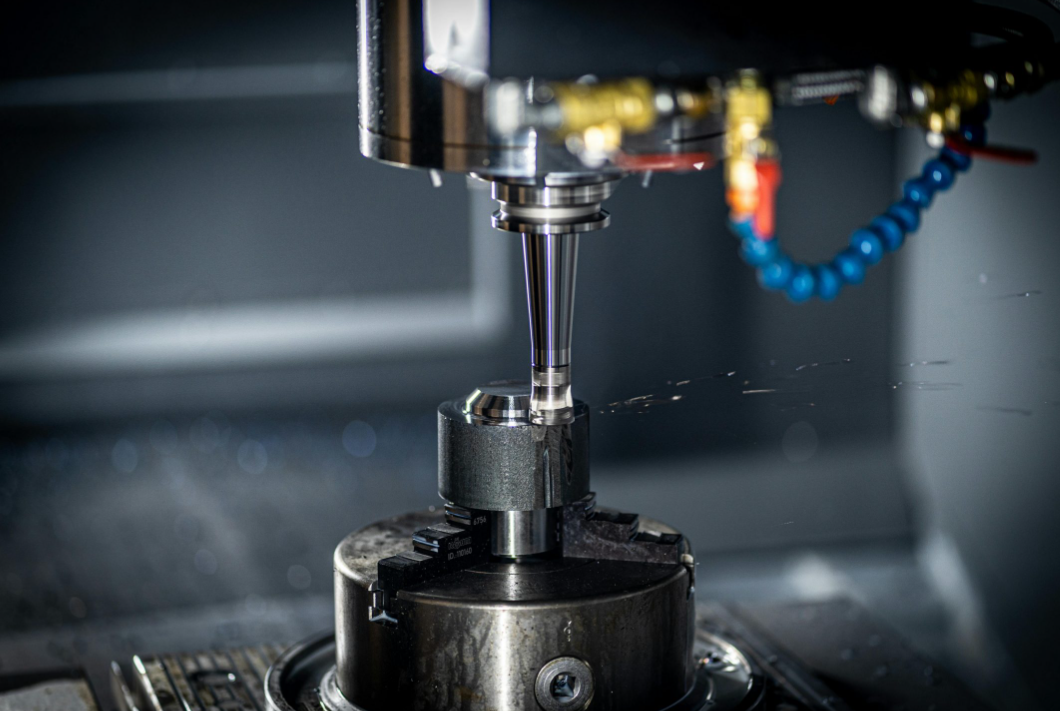 苏州 0.005mm 公差 CNC 加工：薄壁件变形、六面体基准累积、不锈钢热漂移 &mdash;&mdash; 天璇精工 2026 三重复合精度控制方案